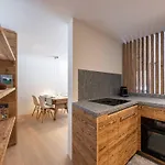 아파트 Chesa Curtinella 21 By Interhome